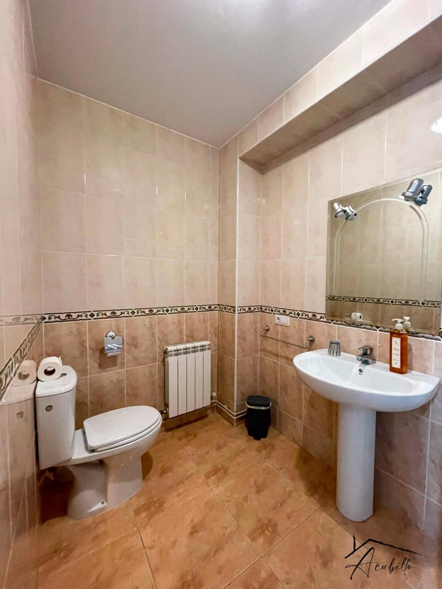 Acubillo Hotel Palas de Rei Kültér fotó